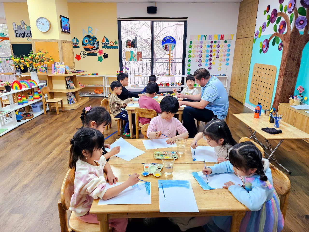 Học tiếng Anh tại trường mầm non mang lại nhiều lợi ích vượt trội dành cho trẻ